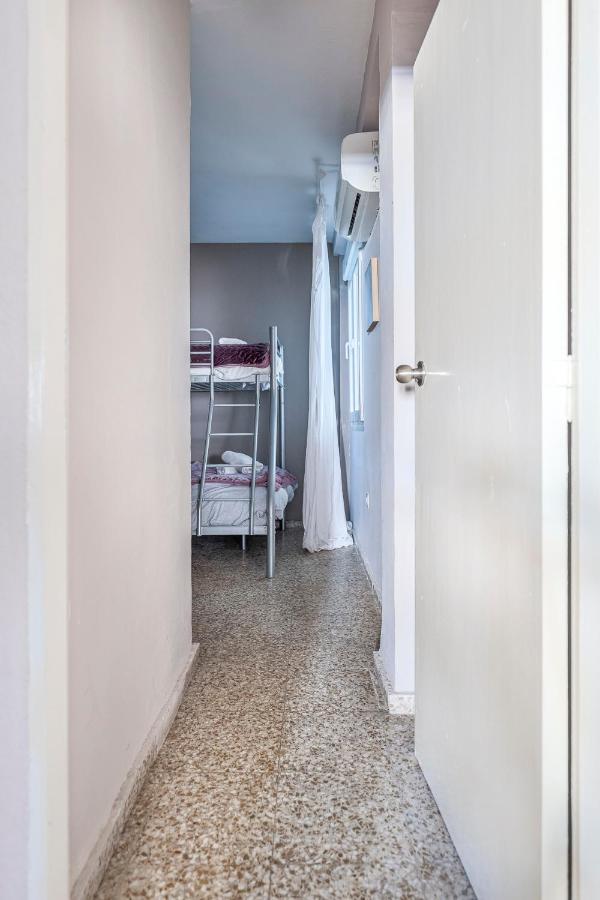 Vive Encantos De En Triana * Sevilla